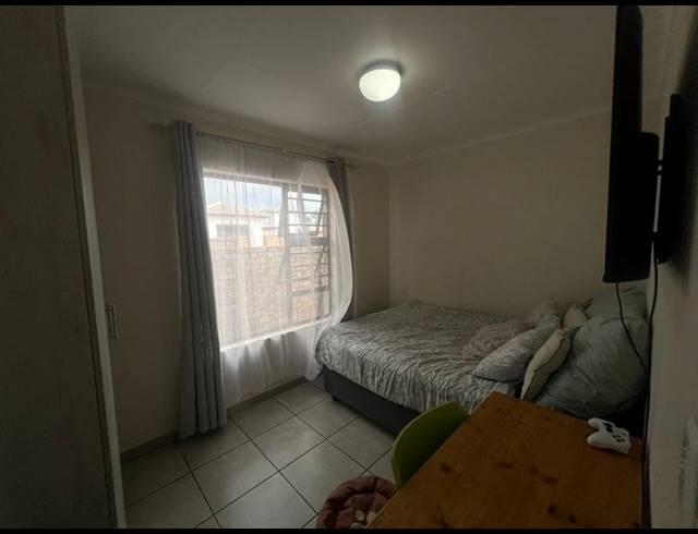 3 BEDROOM TOWNHOUSE FOR SALE IN CHANTELLE